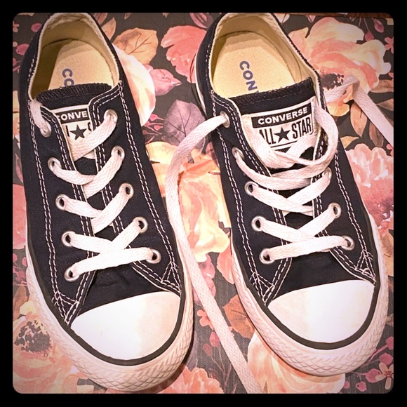 Converse Other - Converse sneakers black & white youth US 1